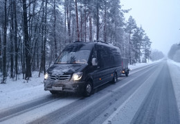 Usługa transportowa powrotu młodzieżowej drużyny piłkarskiej